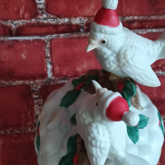 𝑽𝒕𝒈.𝑩𝒊𝒓𝒅𝒔 𝒘𝒊𝒕𝒉 𝑺𝒂𝒏𝒕𝒂 𝑯𝒂𝒕𝒔 𝑴𝒖𝒔𝒊𝒄 𝑭𝒊𝒈𝒖𝒓𝒊𝒏𝒆 - Picture 10 of 17